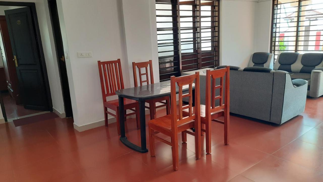 Poovar Sea View Rooms And Boating Family & Couple Only Exterior photo