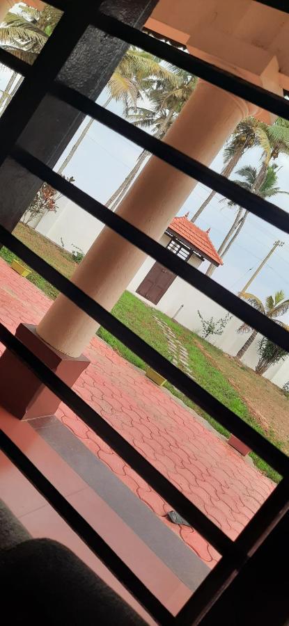 Poovar Sea View Rooms And Boating Family & Couple Only Exterior photo