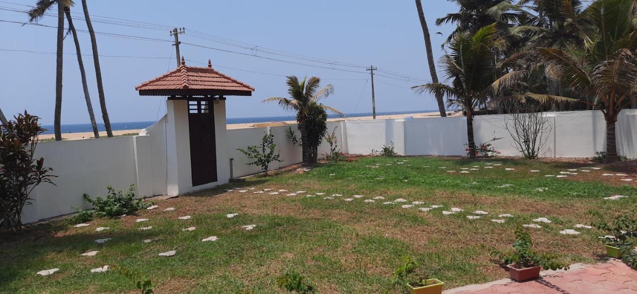 Poovar Sea View Rooms And Boating Family & Couple Only Exterior photo